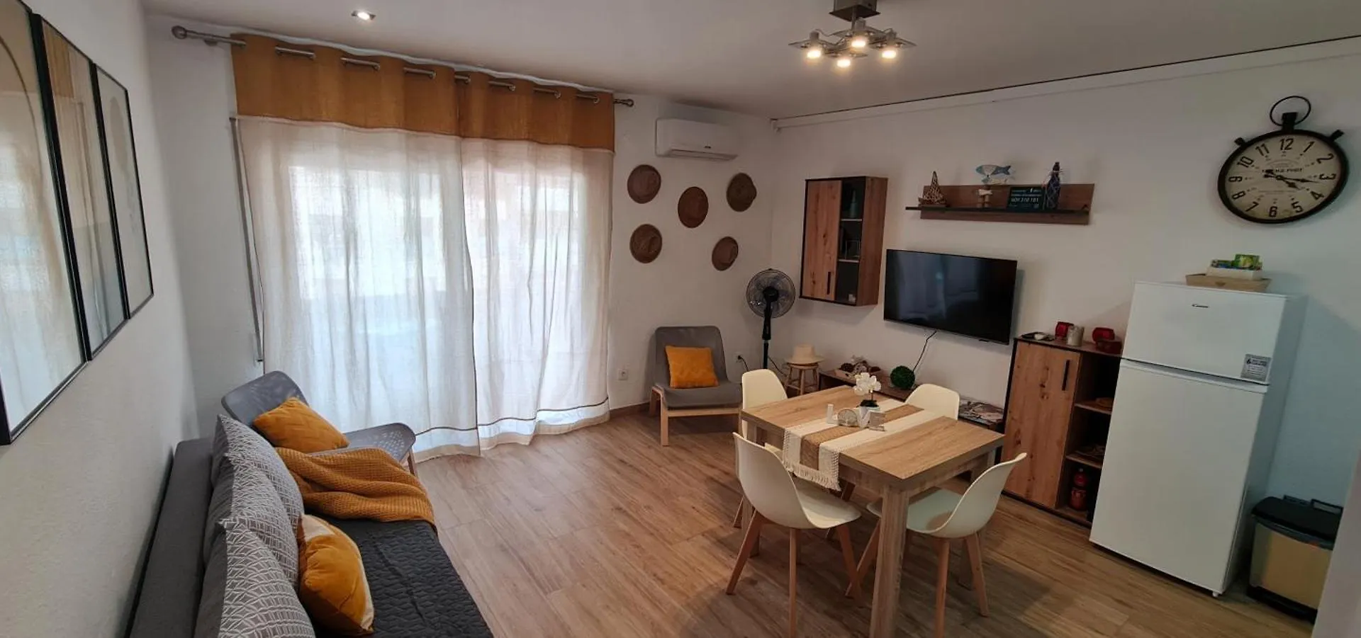 Luengihouse - Espectacular Apartamento Con Piscina Lloret de Mar Spain